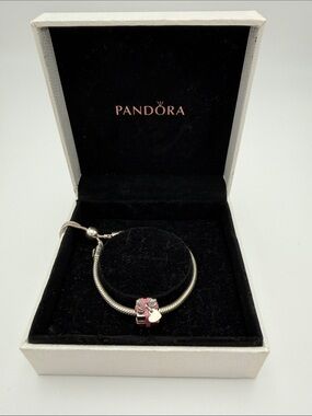 🤩🤩Authentic PANDORA ⭐️⭐️⭐️  Sterling Silver Sliding Bracelet w/ Pink Charm & Box